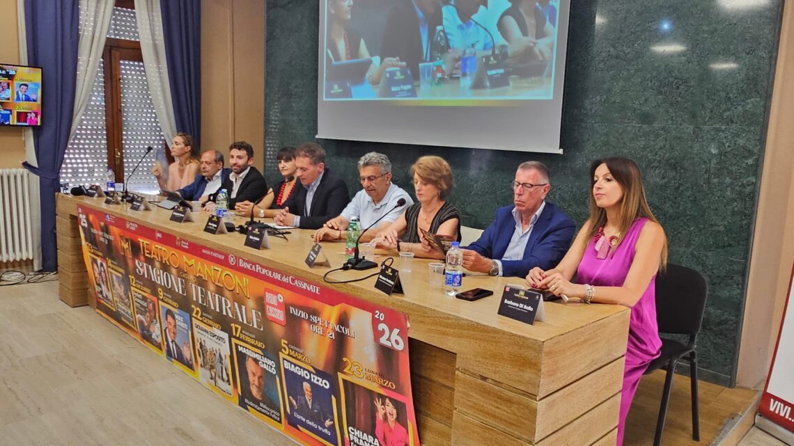 Teatro Manzoni Cassino – Sipario aperto su tutti gli spettacoli e sui protagonisti del cartellone 2025-2026 Teatro Manzoni Cassino – Sipario aperto su tutti gli spettacoli e sui protagonisti del cartellone 2025-2026
