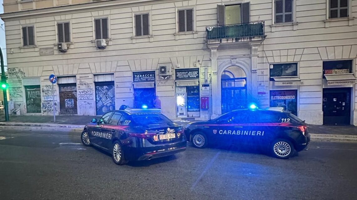 Tentativo di furto, in tabaccheria in piazza Porta Maggiore a Roma