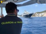 Droga a Ponza e Ventotene, 7 turisti segnalati per droga e uno denunciato per spaccio