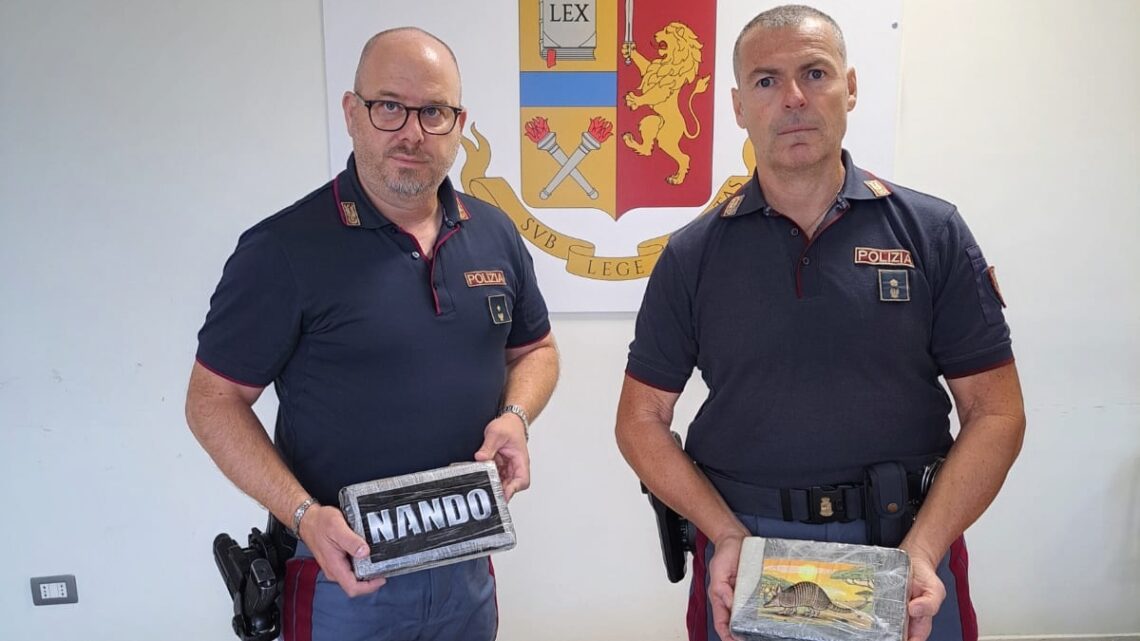 Fermato in autostrada a Cassino con 18 chili di cocaina, arrestato