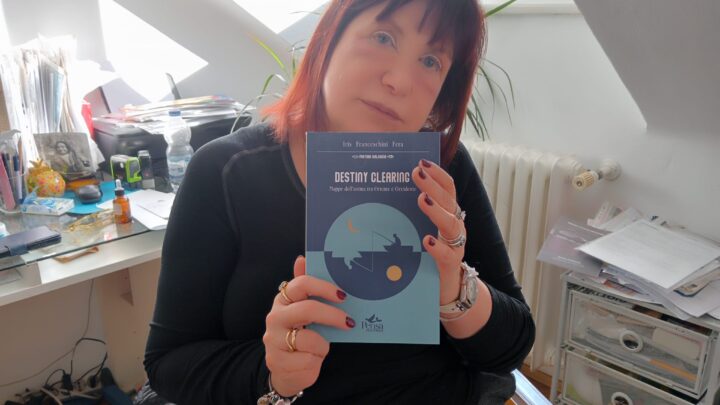 Da Bolzano a Bangkok per vivere a pieno il misticismo orientale e abbandonare il raziocinio occidentale. La scelta di Iris Franceschini Fera