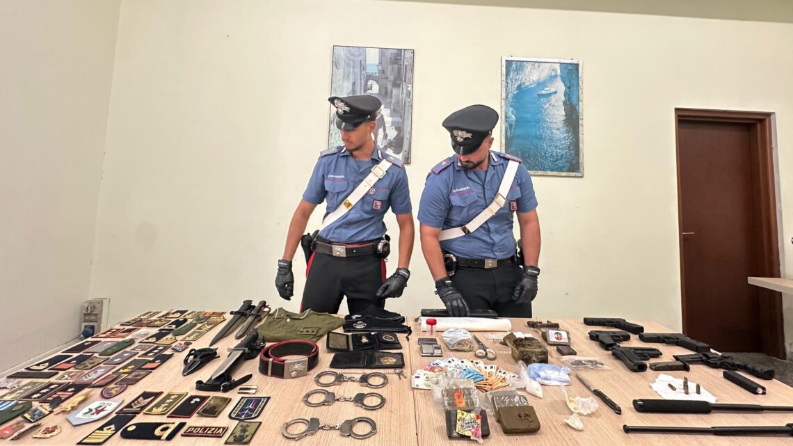 Droga e un arsenale in casa, arrestato incensurato 23enne a Roma