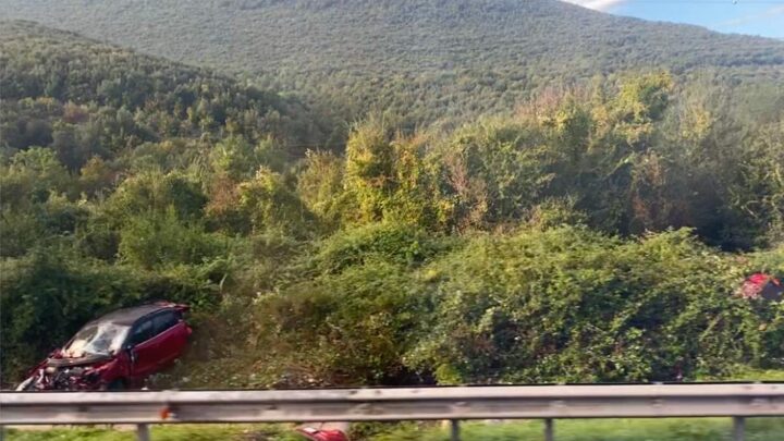 Incidente sull’autostrada Roma-Napoli, un ferito in eliambulanza dopo scontro tra due veicoli all’altezza di San Vittore