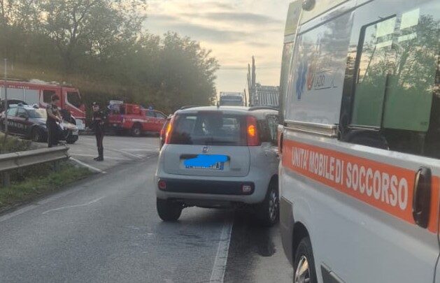 Incidente stradale sulla Casilina a San Vittore del Lazio. Panda tampona Tir, ferita una ragazza