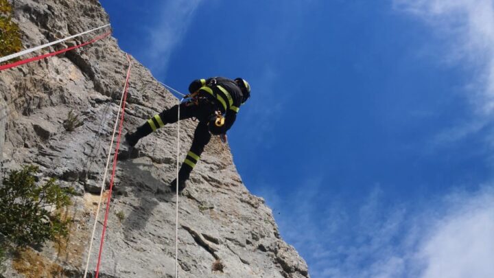 Formazione e sicurezza: a Isernia il corso SAF Basico per i Vigili del Fuoco molisani