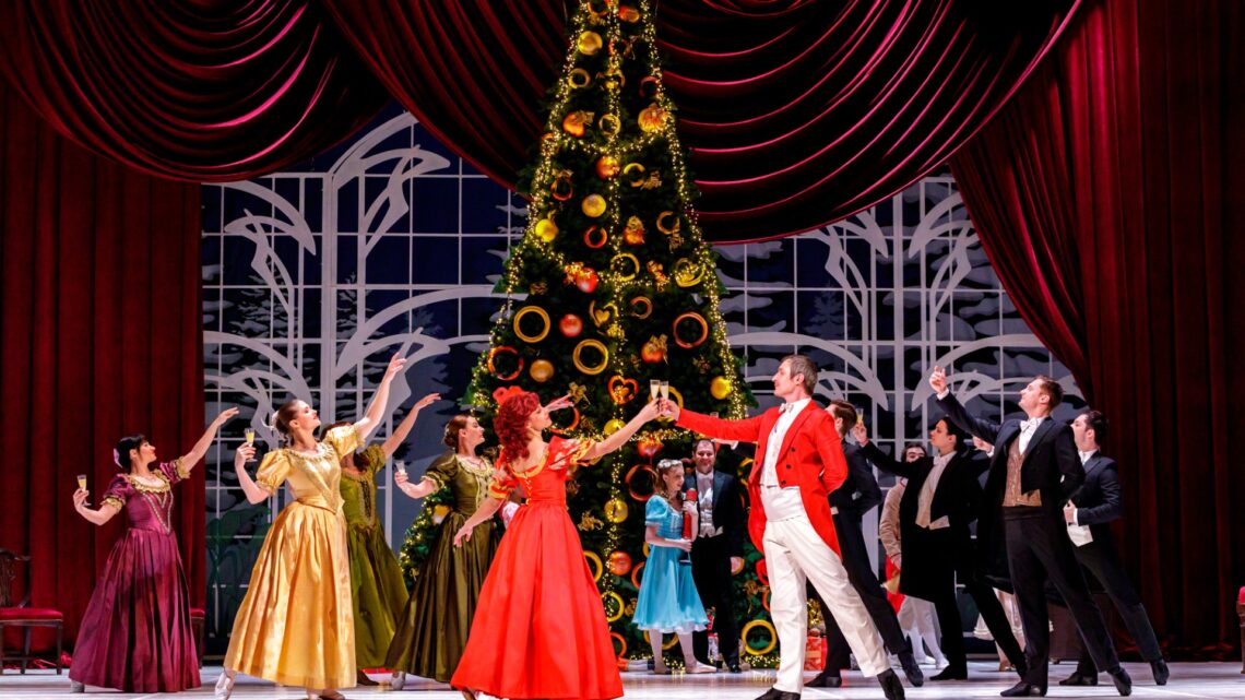 Il Balletto del Teatro dell’Opera Nazionale della Romania al Manzoni con “Lo schiaccianoci” Una fiaba di Natale”