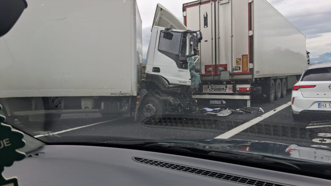 Incidente in A1 tra più veicoli, chiuso il tratto tra Cassino e San Vittore