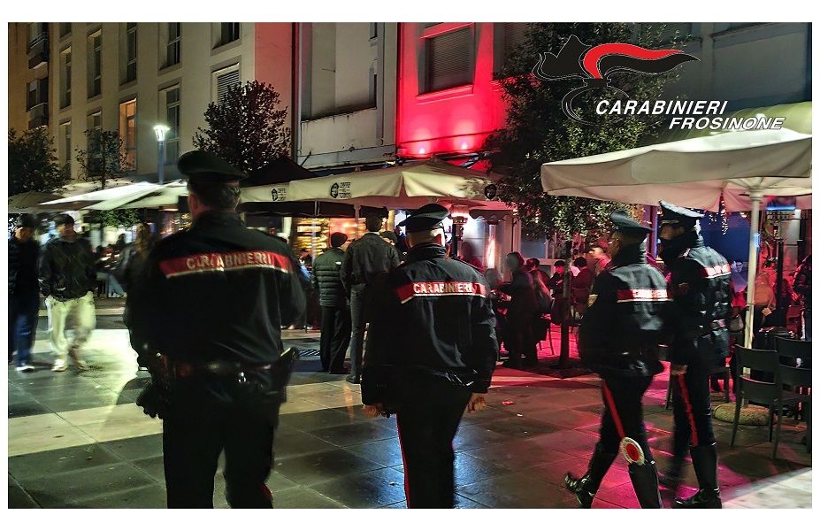 Cassino – Controlli straordinari dei Carabinieri, ispezioni e verifiche igienico-sanitarie nel cuore della movida