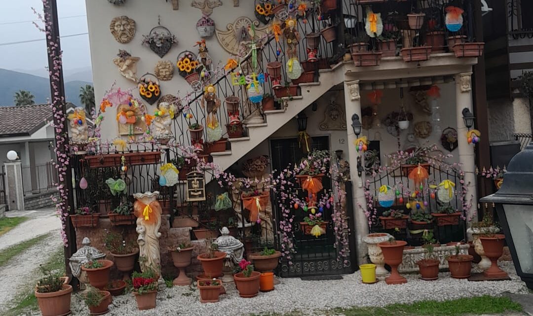 La “Casa della Pasqua” dei Pallucci a Caira: tradizione, colori e auguri “veri”