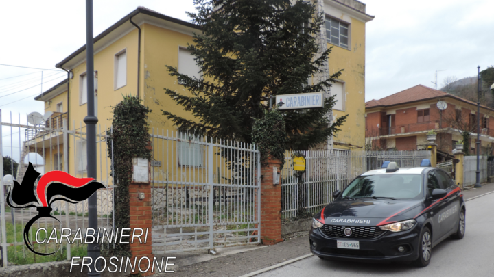 Vicalvi – Smarrisce la carta di credito e subisce addebiti fraudolenti, i Carabinieri identificano e denunciano una coppia