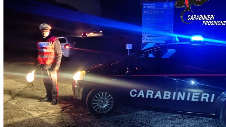 Aggredisce titolare e figlia in un bar di Ausonia, 28enne denunciato dai Carabinieri