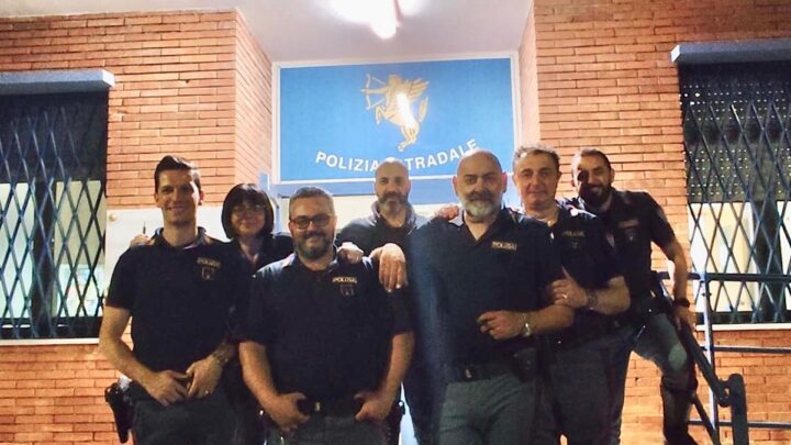 Il Sovrintendente Angelo de Magistris va in pensione, il saluto dei colleghi della polizia stradale di Cassino