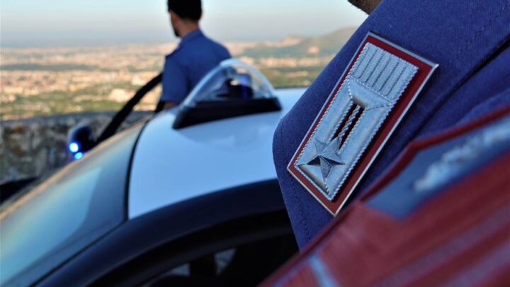 Caserta, viola l’affidamento in prova e ruba le offerte dei fedeli in chiesa: 58enne finisce in carcere