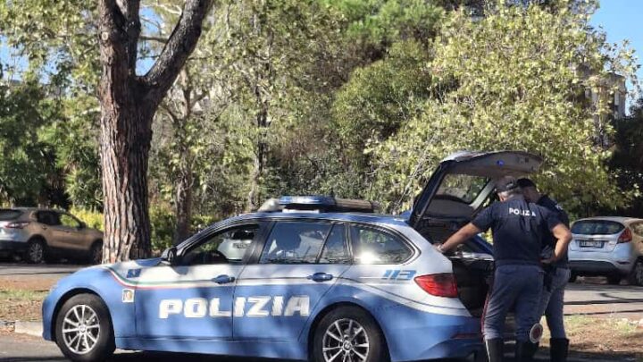 Fuga rocambolesca a Latina: semaforo rosso, folle inseguimento e maxi multa, preso in meno di 12 ore