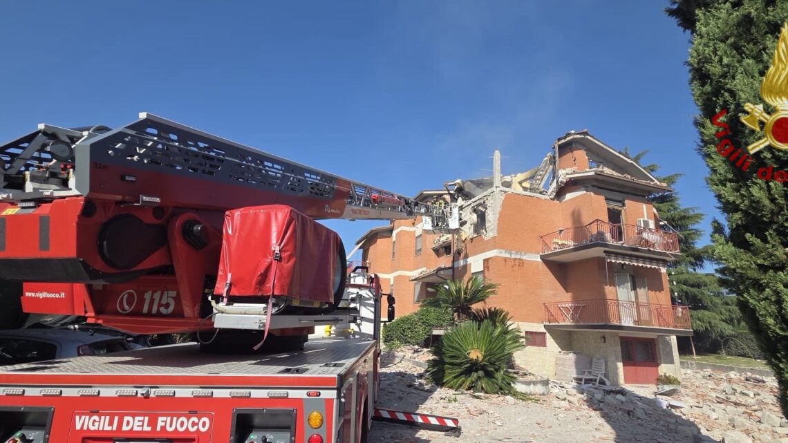 Cassino, esplosione in una palazzina. Due feriti gravi