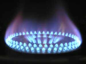 Caro energia, a Frosinone bollette verso gli 839 euro: +35,7%