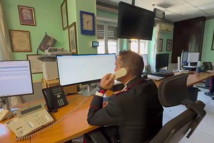Truffa del «finto carabiniere»: telefona a un militare in servizio che gli tende la trappola. Fermato 21enne – L’AUDIO DELLA CHIAMATA